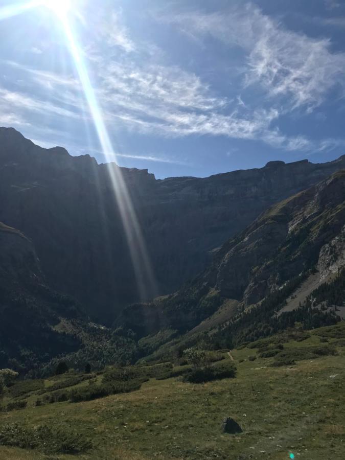 Chez Sarre Lägenhet Bareilles Exteriör bild